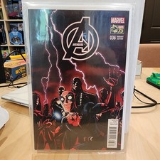 Marvel AVENGERS #36 DEADPOOL 75TH PHOTOBOMB 1:25 INCENTIVE VARIANT - MARVEL 2014 comic cover